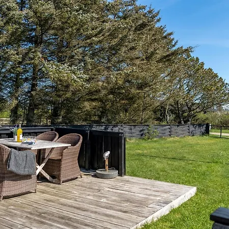 Baarde - 350m From The Sea By Interhome *