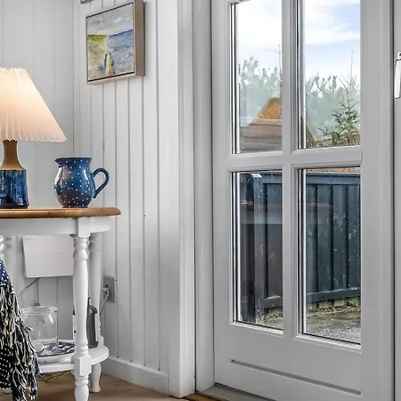 度假居 Baarde - 350m From The Sea By Interhome *